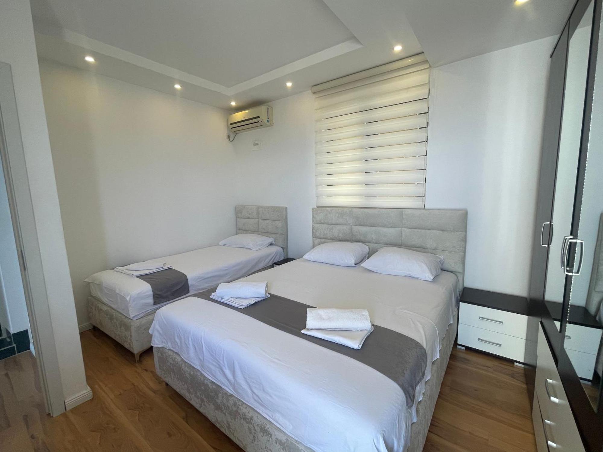 Days Inn Apartments Ulcinj Exterior photo